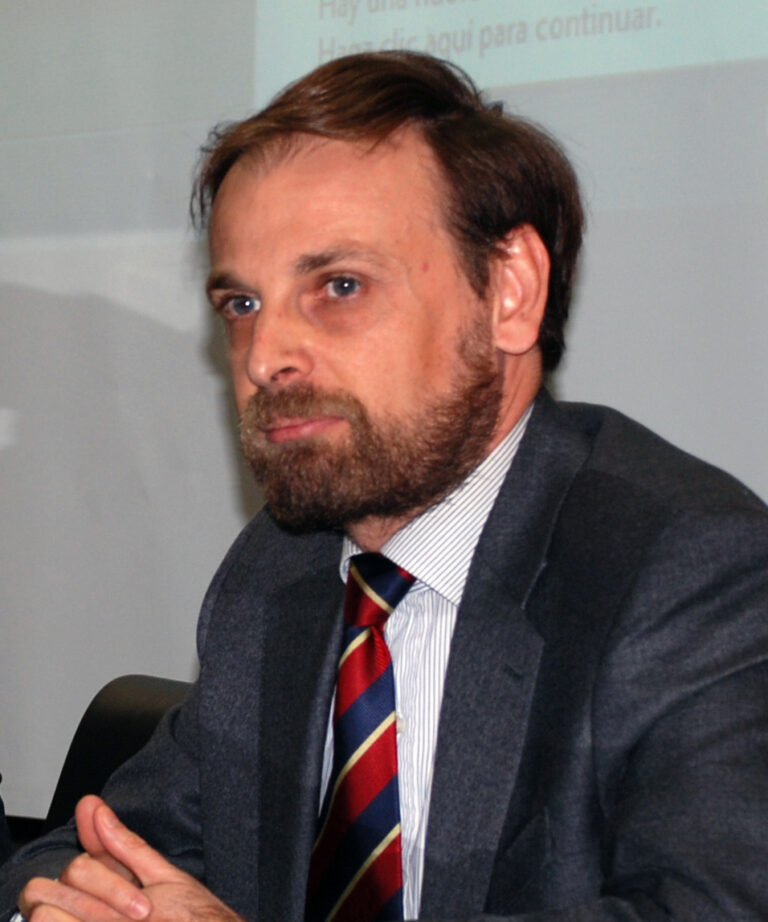 La Agencia Espacial Europea elige a un profesor de la UCLM para preparar una nueva misión con China