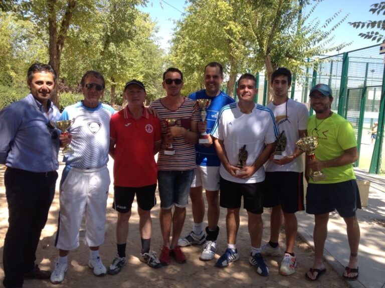 Mariano Muñoz y Adrián Morales, vencedores de la Liga y el Campeonato de Feria de Tenis de Tomelloso