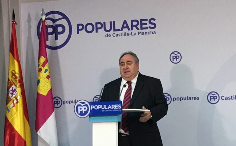Tirado: “Page no da la cara por el brote de legionela y aparece de tapadillo en Manzanares”