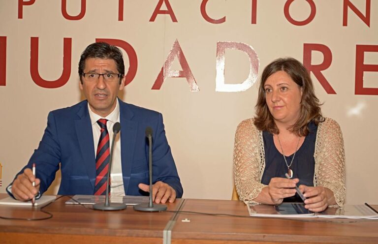 La Consejería de Empleo y la Diputación de Ciudad Real presentan el Plan Extraordinario por el Empleo 2015-2017
