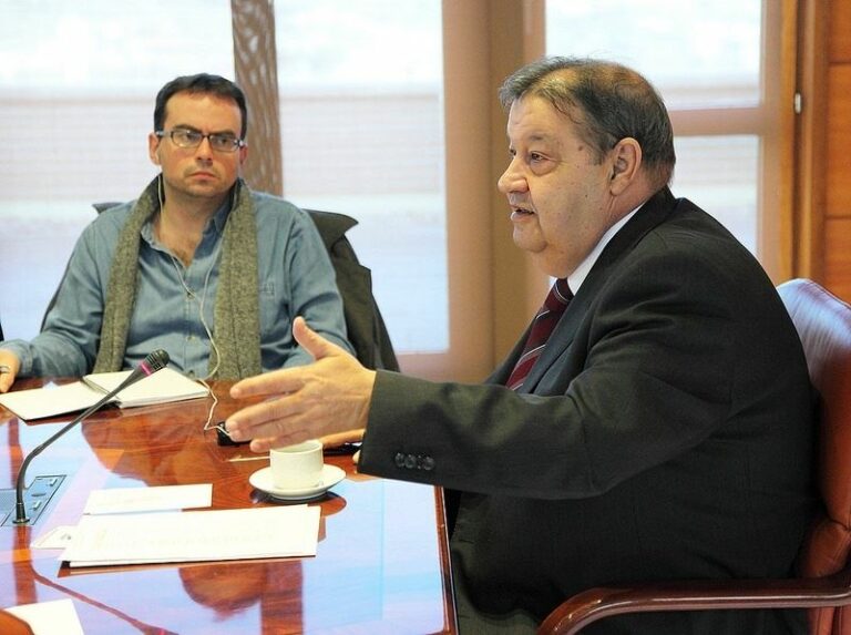 Vaquero señala que en enero empezarán los contactos para modificar la Ley Electoral