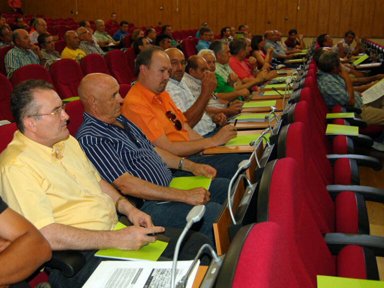 El consejero de Agricultura clausurará este viernes la Asamblea de Vinos de Cooperativas Agro-alimentarias