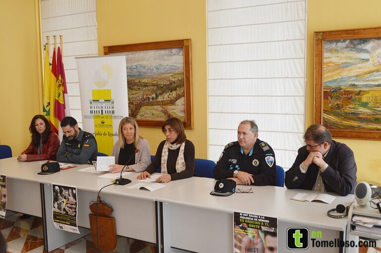 Presentada la Campaña contra la Violencia de Género 2015 en Tomelloso