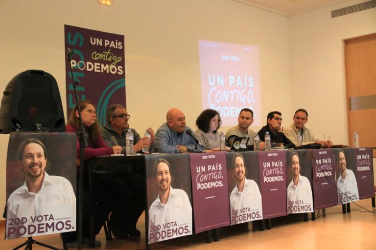 Wert se reúne con los vecinos de la localidad de Puertollano