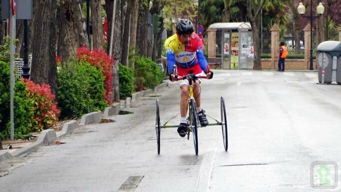 Tomelloso vive una espectacular tarde de Ciclismo Adaptado