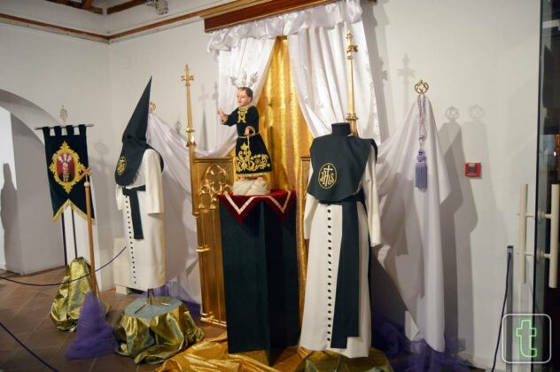 La víspera de Semana Santa se ha dado cita en la Posada de los Portales con el XV Certamen de Fotografía