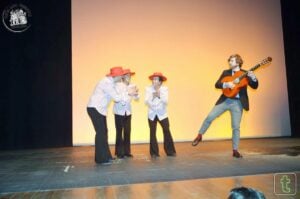 Los Canuthi celebran sus 25 años en una gala cargada de risas