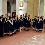 El grupo folklorico Virgen de las Viñas celebra su XVII Festival de Mayos