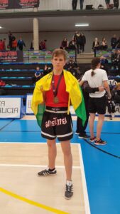 Oro, plata y bronce para los kickboxer del Alma Matter en el Campeonato de España