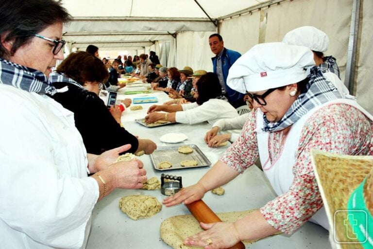 FERDUQUE ensalza tradiciones como el Corpus Christi de Porzuna y la Fiesta de la Harina de Fuente el Fresno
