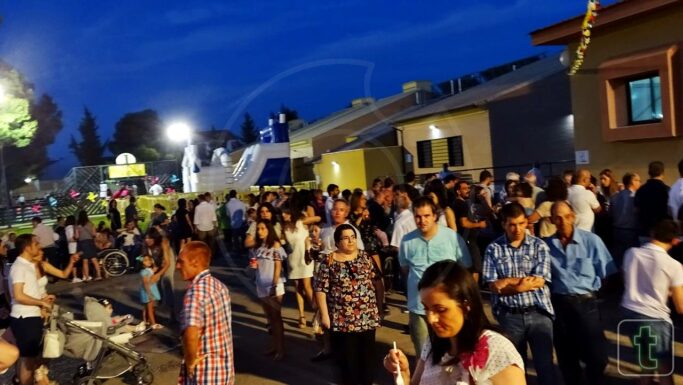 La Fiesta del Verano de AFAS reúne a cientos de personas en una noche de ocio inclusivo
