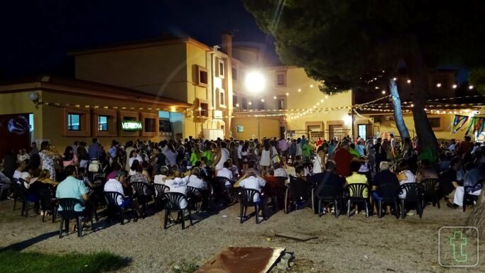 La Fiesta del Verano de AFAS reúne a cientos de personas en una noche de ocio inclusivo
