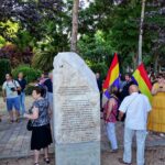 Un monolito en honor a tres tomelloseros deportados a los campos nazis