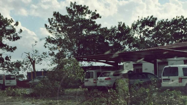 [VIDEO Y FOTOS] Graves tormentas de aire y granizo en la zona de Cinco Casas
