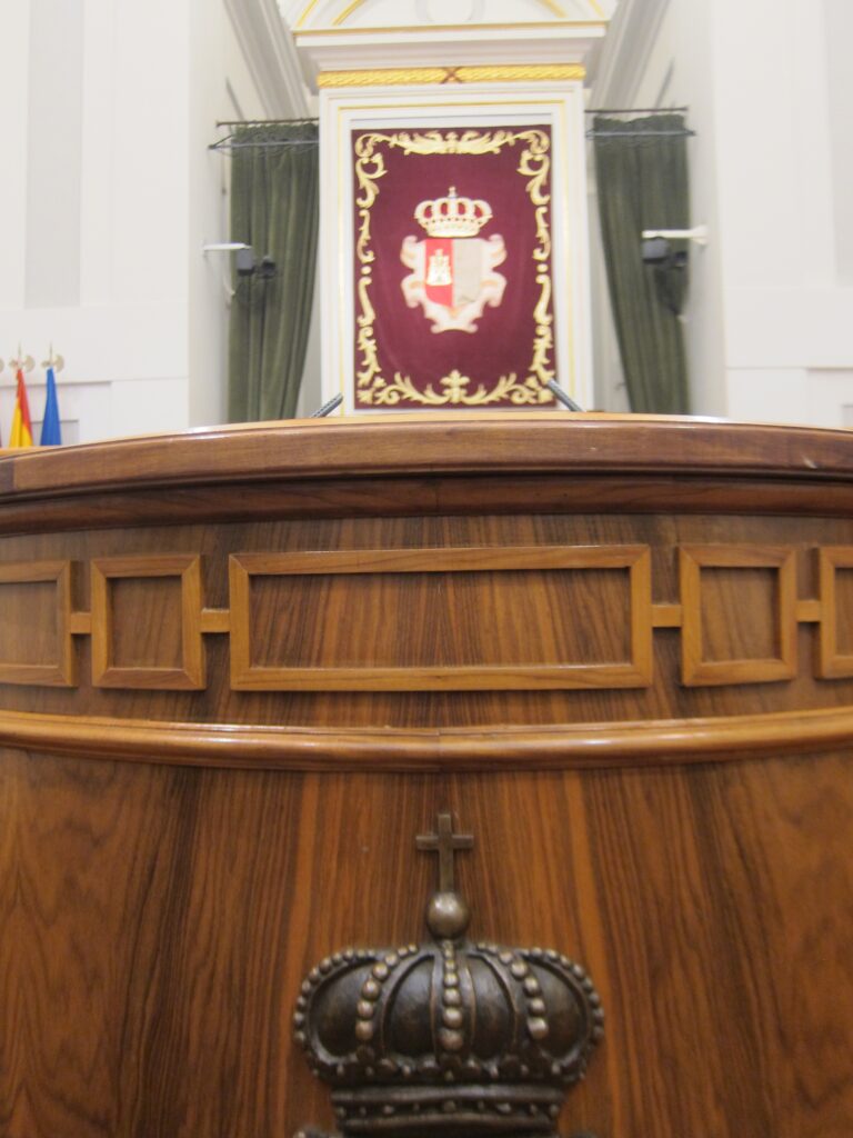 La Junta por fin convoca el Debate del Estado de la Región