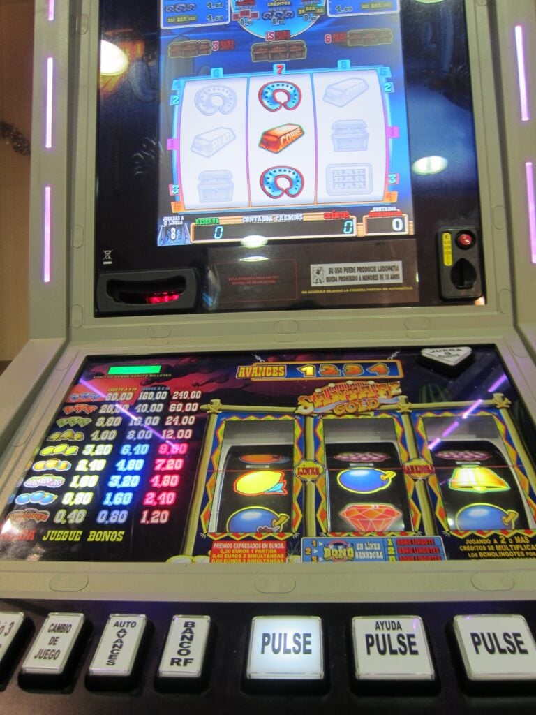 Trabajadores del juego de C-LM estiman que la nueva ley «destruirá» más de 700 empleos y preparan «una dura ofensiva»