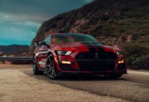 Ford presenta el modelo más potente de su historia, el Shelby GT500, con 700 caballos