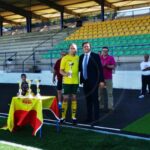 Los veteranos del Atlético Tomelloso reciben su trofeo de campeones de liga