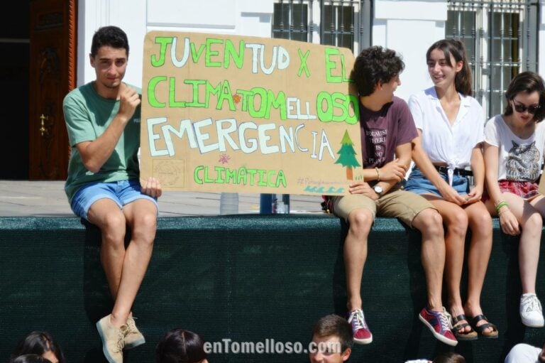 Los jóvenes de Tomelloso dan un paso adelante y piden medidas ante la emergencia climática