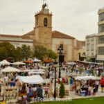 La plaza "abarrotada" en el mercado tradicional de la Feria de Tomelloso