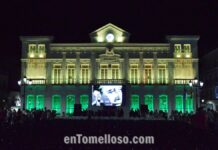 El Ayuntamiento de Tomelloso estrena nueva iluminación LED y el documental de García Pavón Centenario Francisco García Pavón