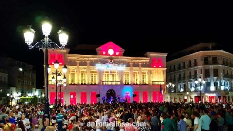 Tomelloso se adelanta al fin de año celebrando las campanadas en pleno «veranillo de San Miguel»
