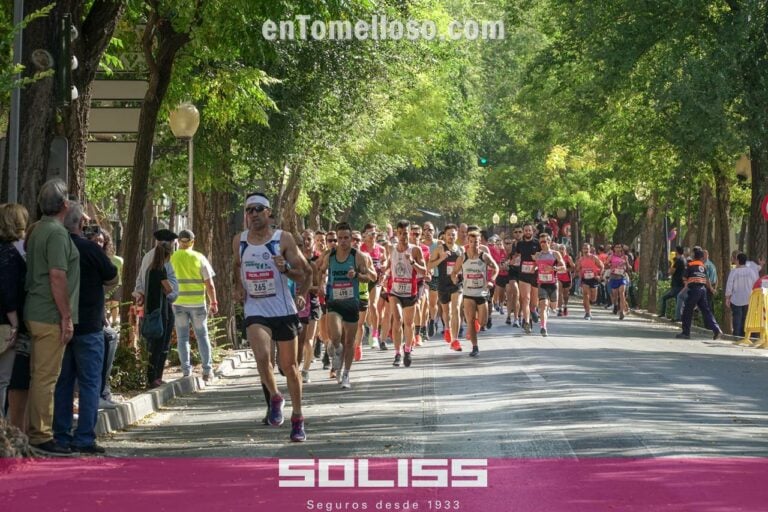 FOTOS: 10k CorrenTomelloso Gran Premio Soliss, paso por Paseo san Isidro