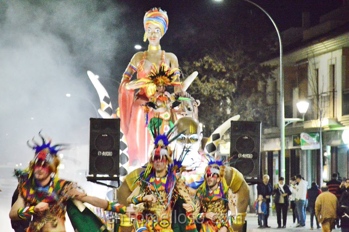 'El Burleta' en carroza y 'Déjame que te cuente' en comparsa, ganadores del Desfile Nacional del Carnaval de Tomelloso