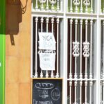 ¿Qué establecimientos permanecen abiertos en Tomelloso durante la cuarentena?