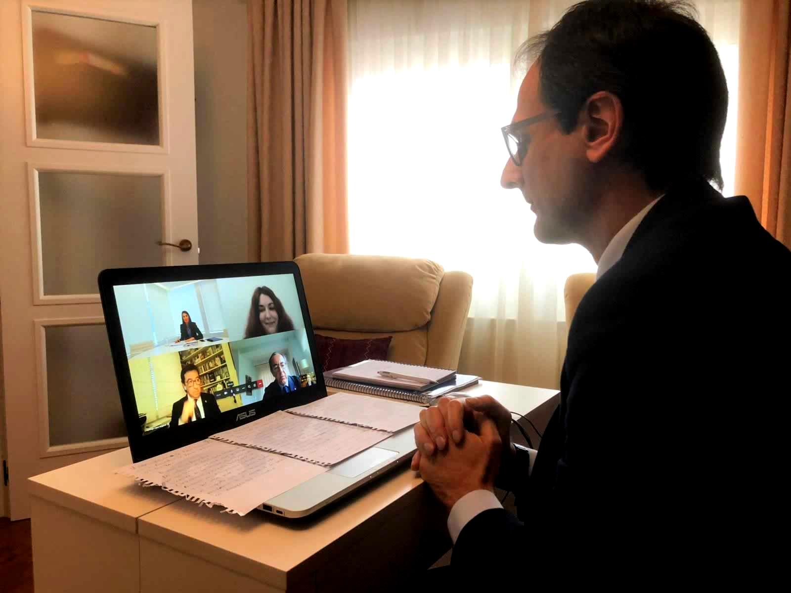 Bernabé Blanco participa en una videoconferencia con la Reina Letizia