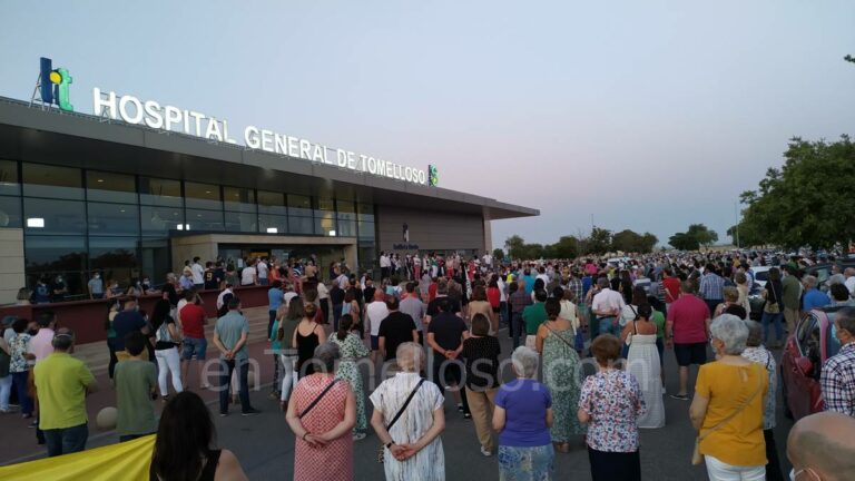 4.500 personas piden en Tomelloso una UCI y el cumplimiento del Plan Funcional del Hospital