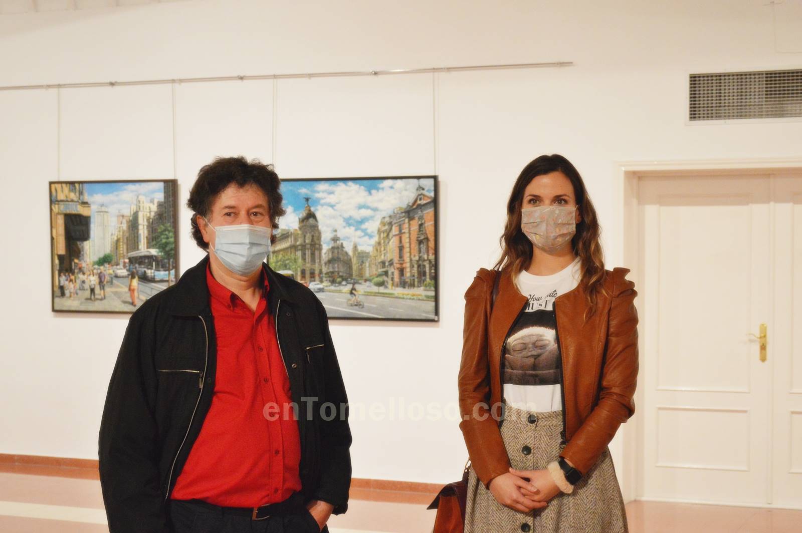 Color y realismo en la exposición del tomellosero Anselmo Ponce en el López Torres