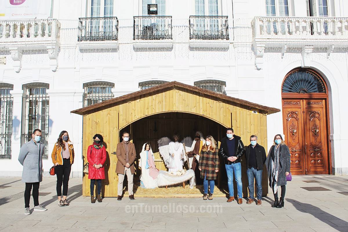 Inaugurado el Portal de Belén de la Plaza de España de Tomelloso