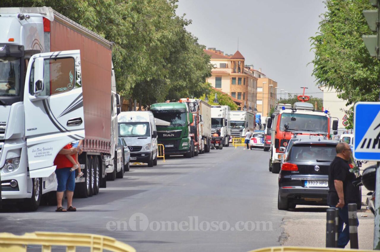 Los camiones de Tomelloso vuelven a salir a la calle para celebrar San Cristóbal