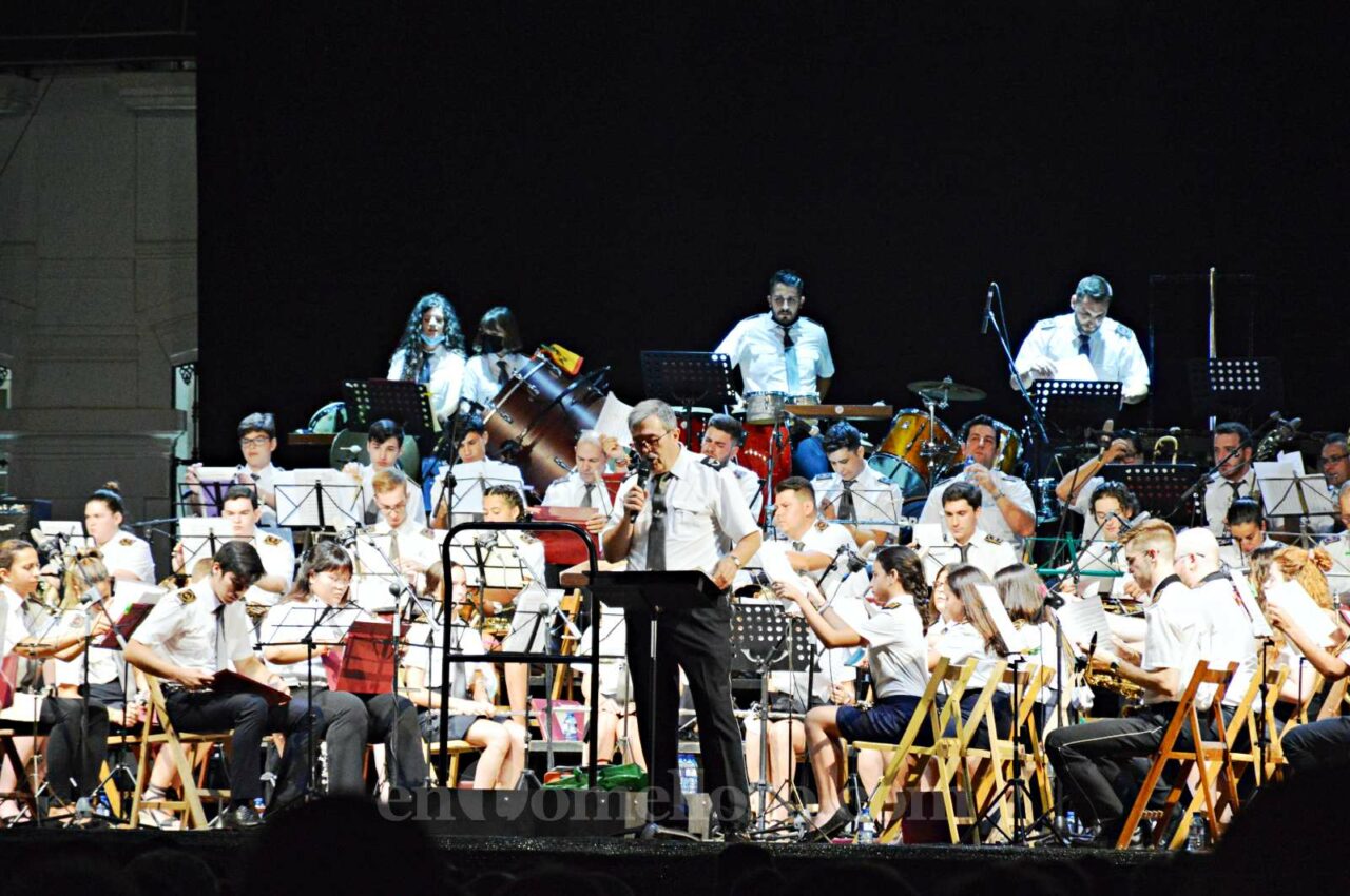 Santa Cecilia despide a Luis Osuna en un emotivo concierto de Feria