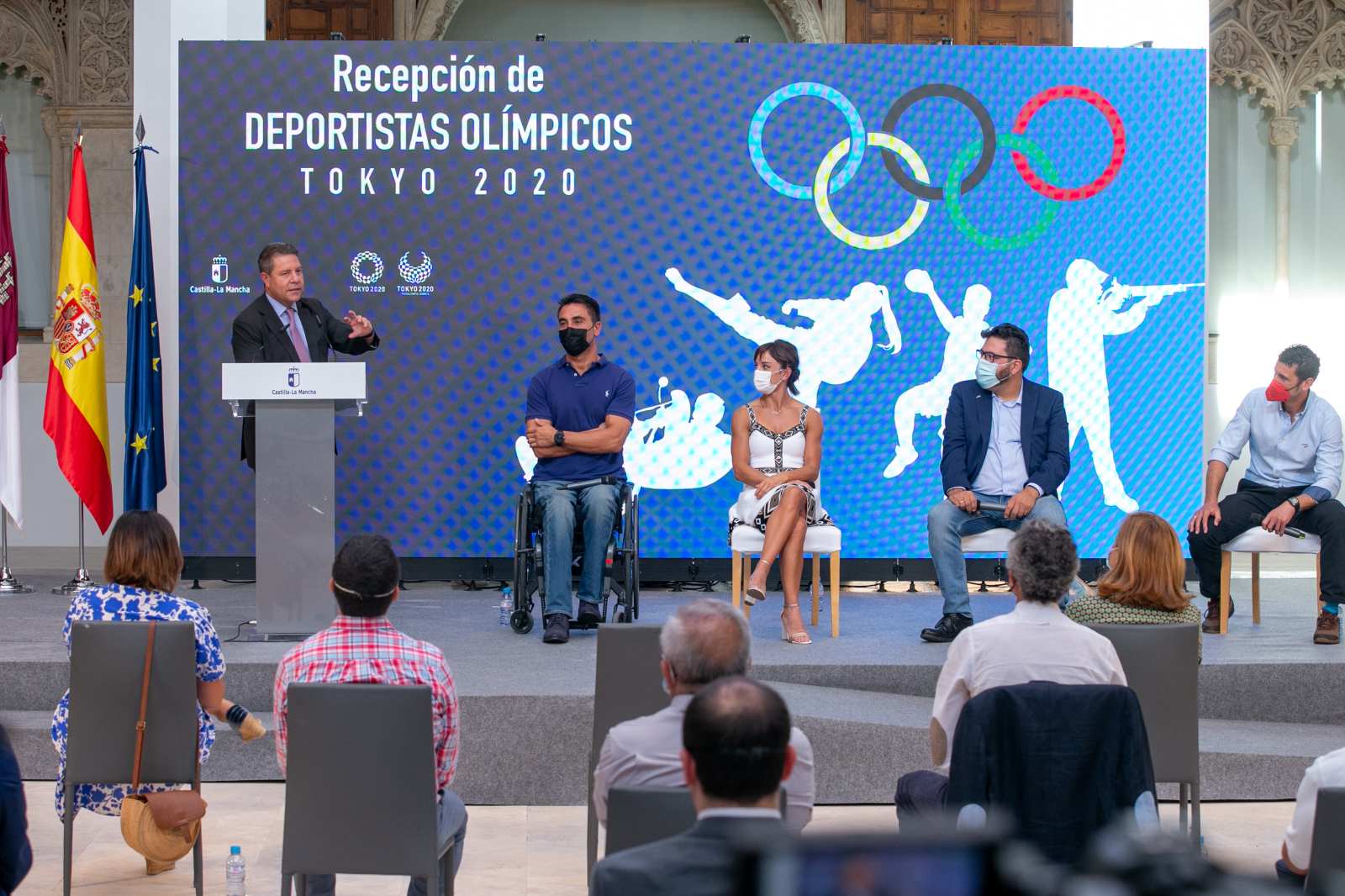 Page anuncia un Comité Olímpico Regional de Deporte Escolar