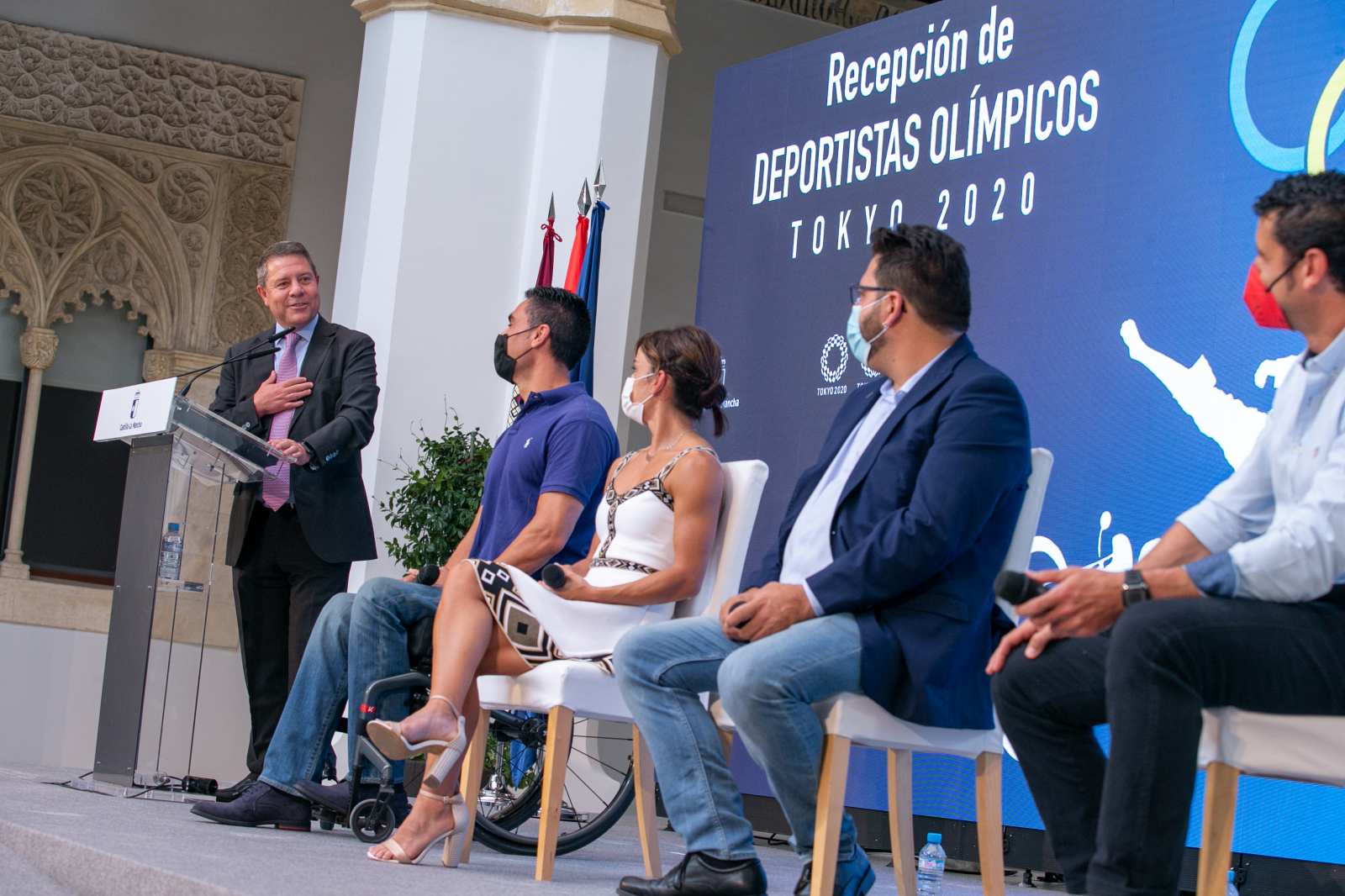 Page anuncia un Comité Olímpico Regional de Deporte Escolar