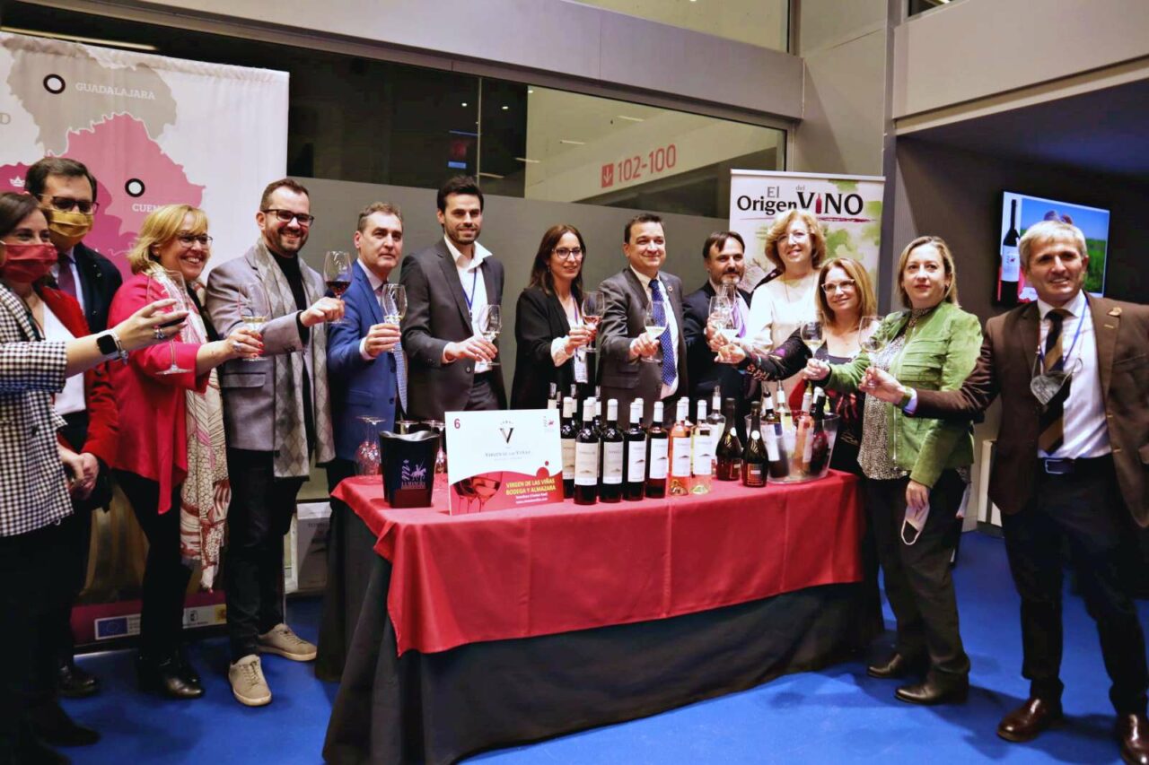 Veinticinco bodegas de DO Mancha visten de largo sus vinos jóvenes en el Wanda