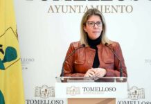 Inmaculada Jiménez se cruza de brazos ante los derrumbes de Tomelloso y lo deja en manos de los vecinos afectados