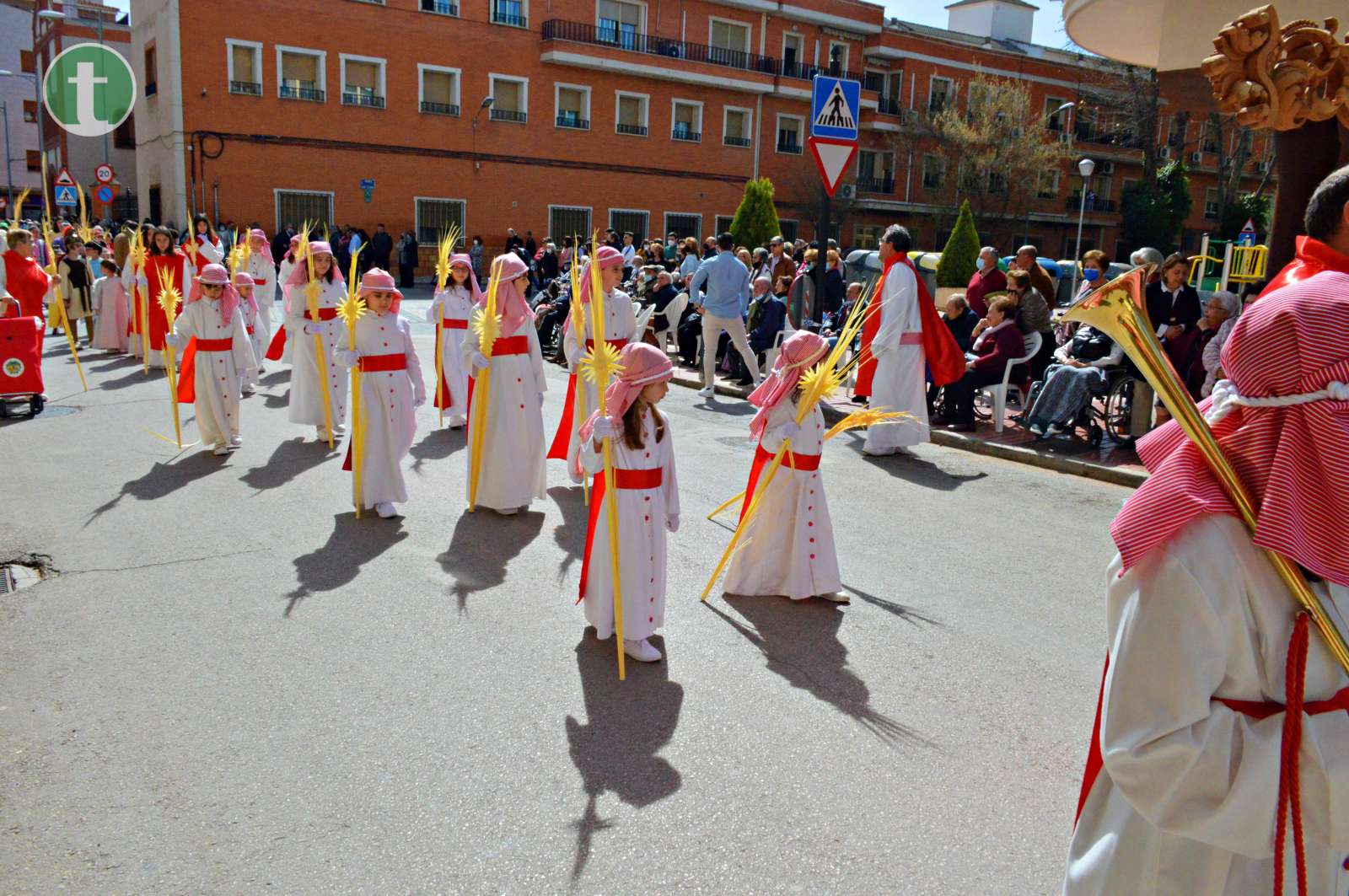 Jesús en la Borriquilla vuelve a abrir las procesiones de la Semana Santa de Tomelloso