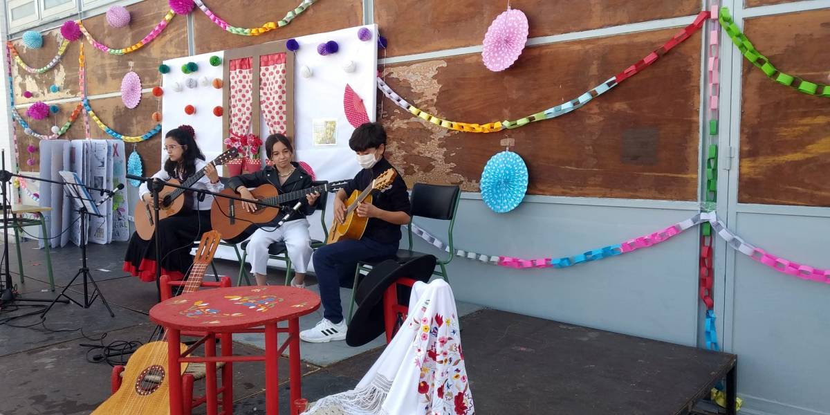 Poesía, arte, flamenco y cultura en el CEIP Félix Grande de Tomelloso