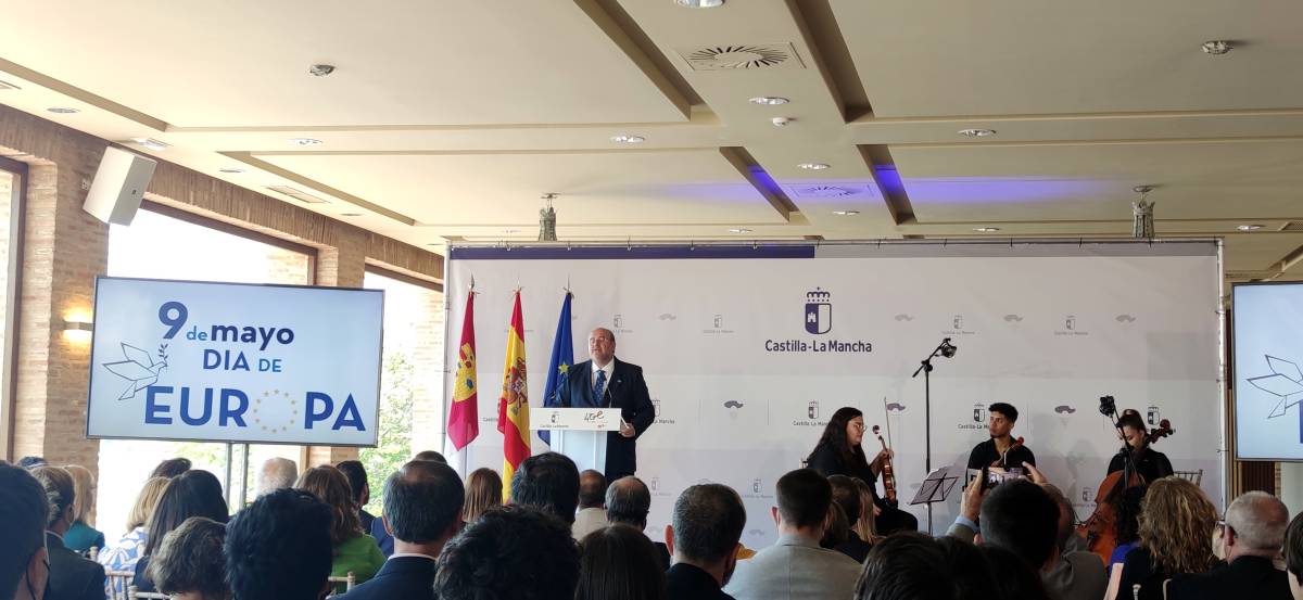 El IES Eladio Cabañero acude a la conmemoración del Día de Europa en Castilla-La Mancha