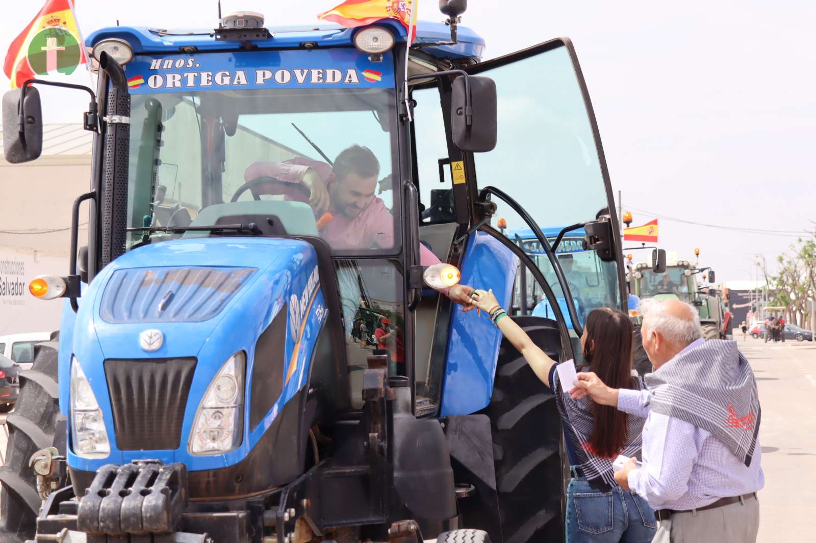 Más de 100 tractores vuelven a festejar a San Isidro en Tomelloso