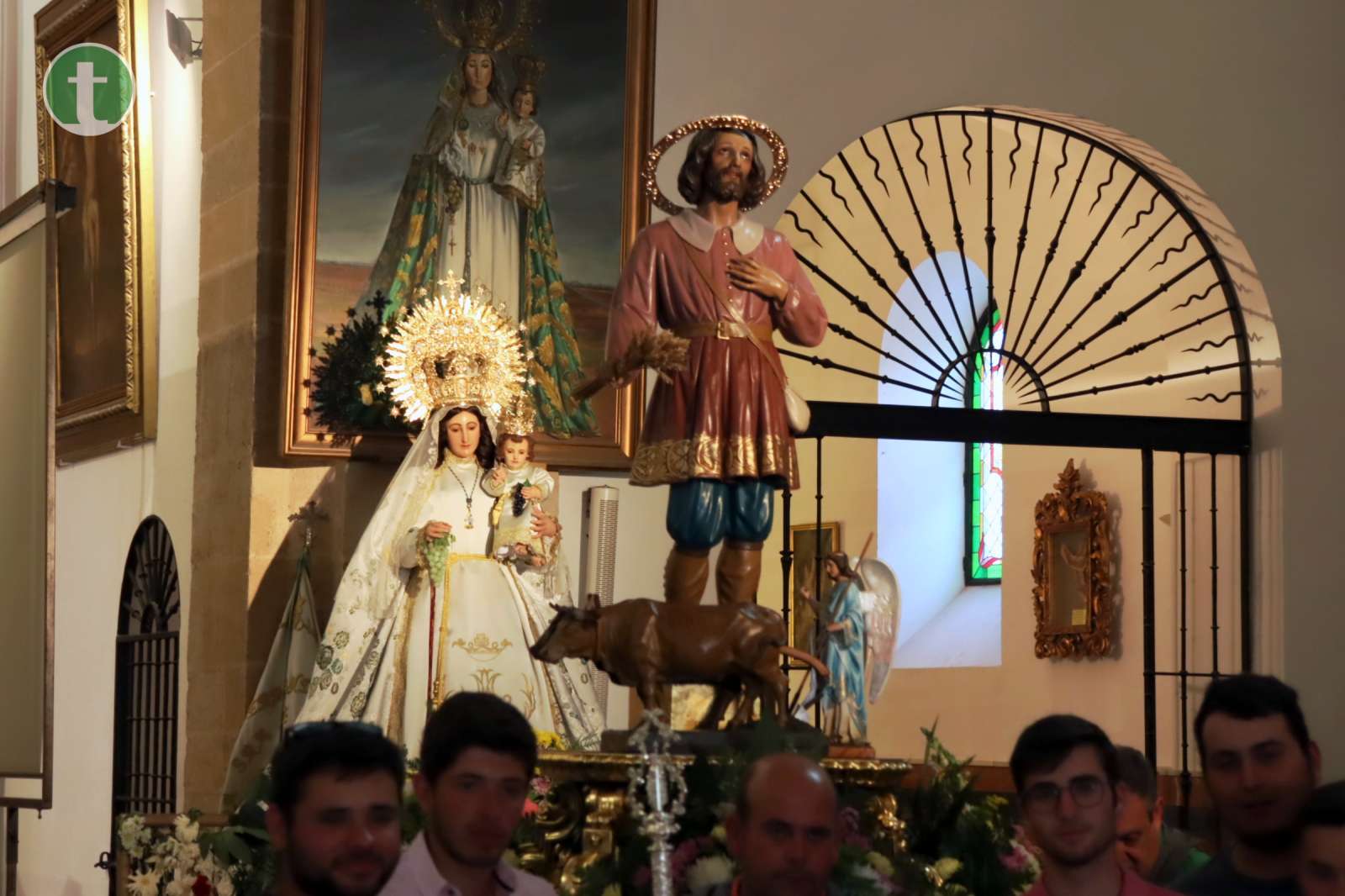 San Isidro ya está junto la Virgen de las Viñas
