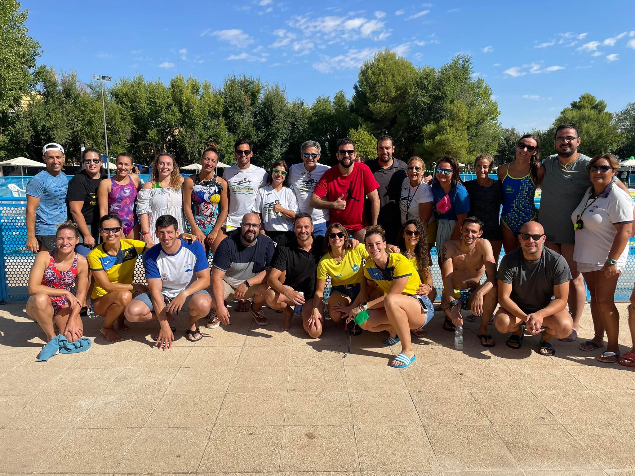 Más de 80 nadadores participaron este fin de semana en el "I Trofeo Popular de Natación Feria y Fiestas"
