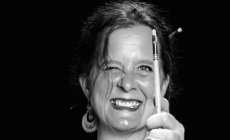 Caroline Culubret, primer premio de Pintura en el XXIV Certamen Cultural Virgen de las Viñas