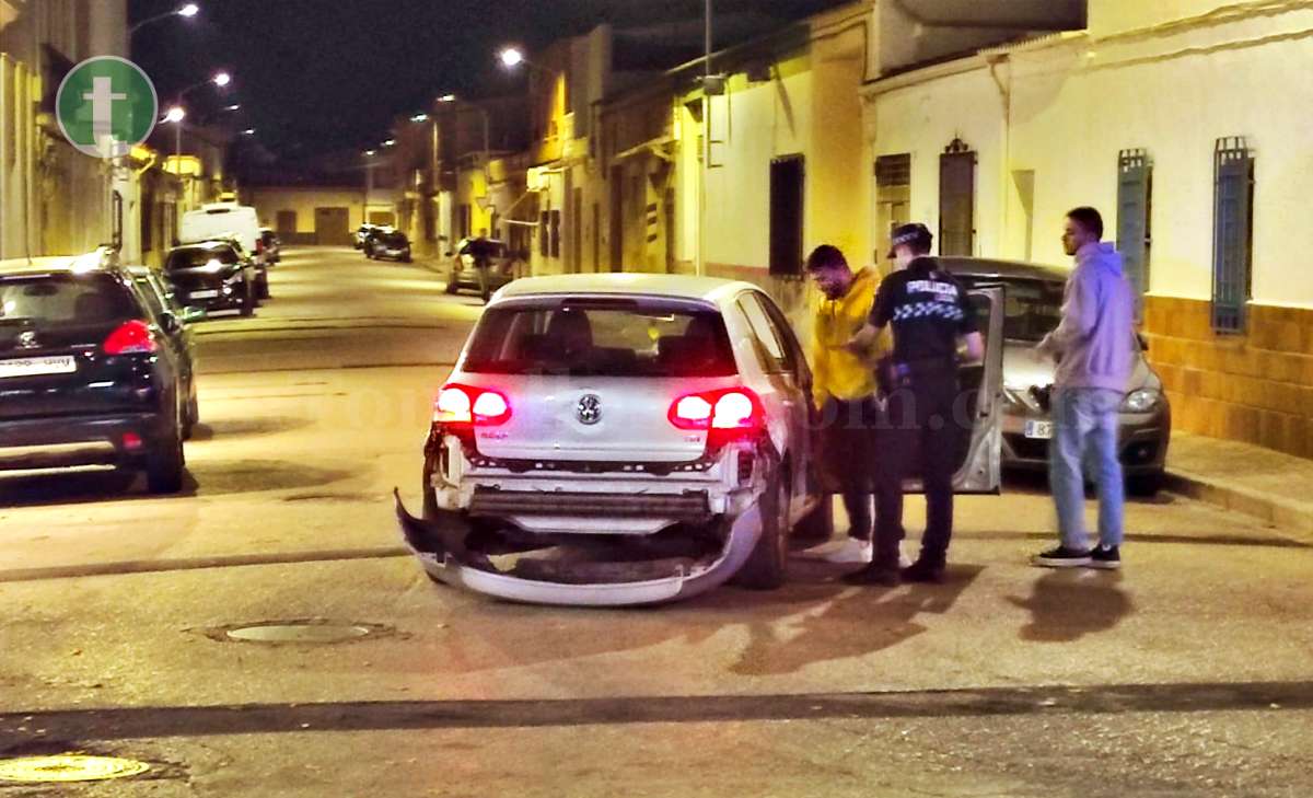Accidente sin heridos en la calle Doña Crisanta de Tomelloso