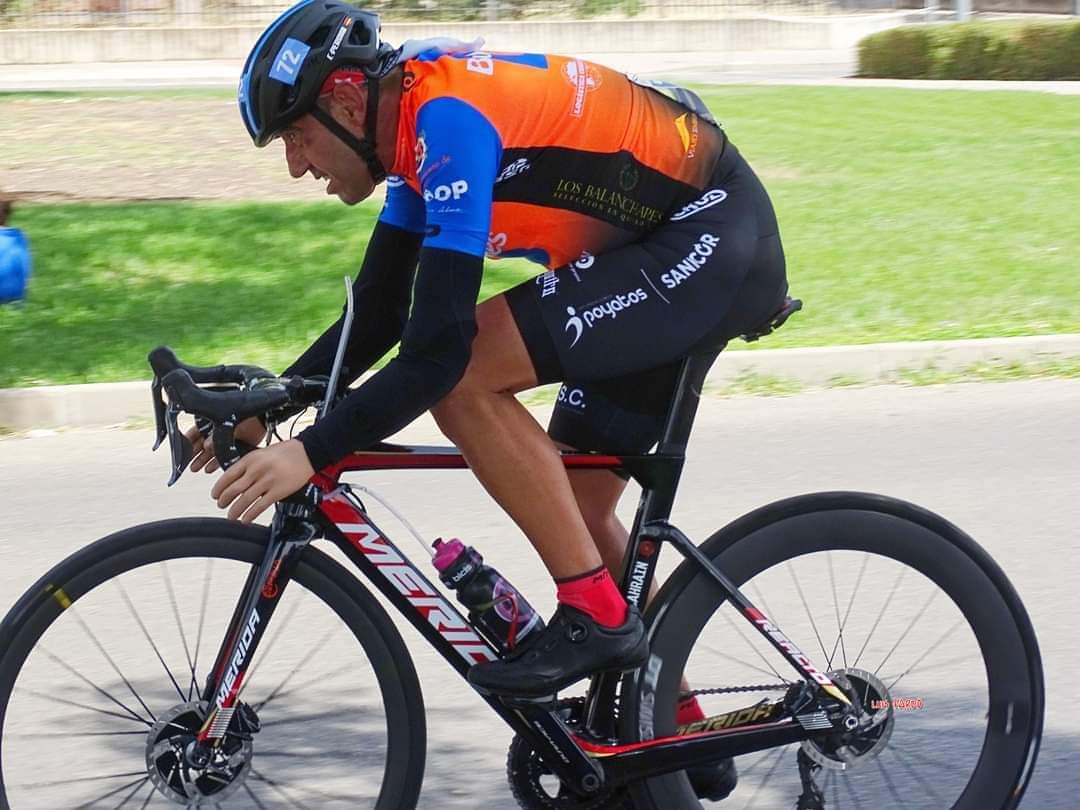 Carlos Perona, tetracampeón de la Copa de España de ciclismo adaptado: "Este año ha sido inolvidable"