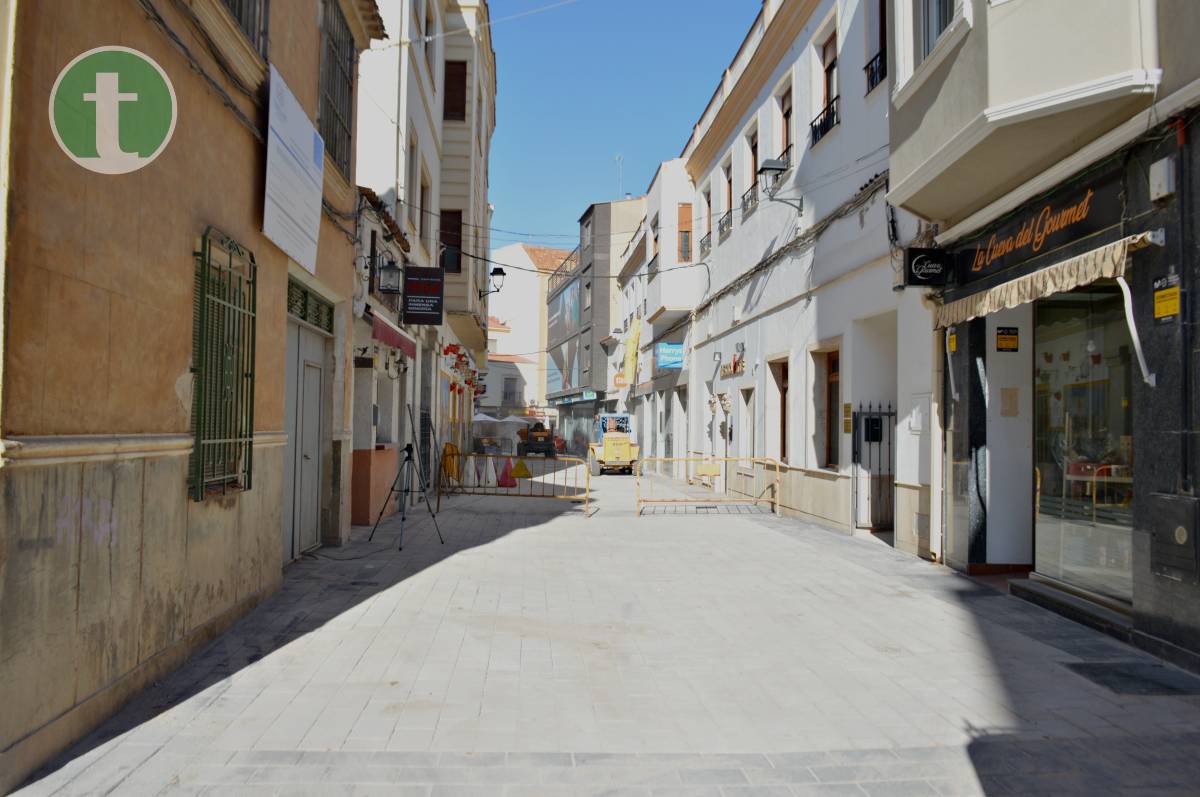 La calle Galileo ultima su puesta a punto tras dos meses de obras