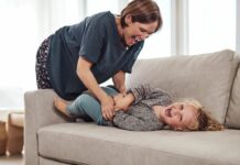 ¿Por qué no podemos hacernos cosquillas a nosotros mismos?